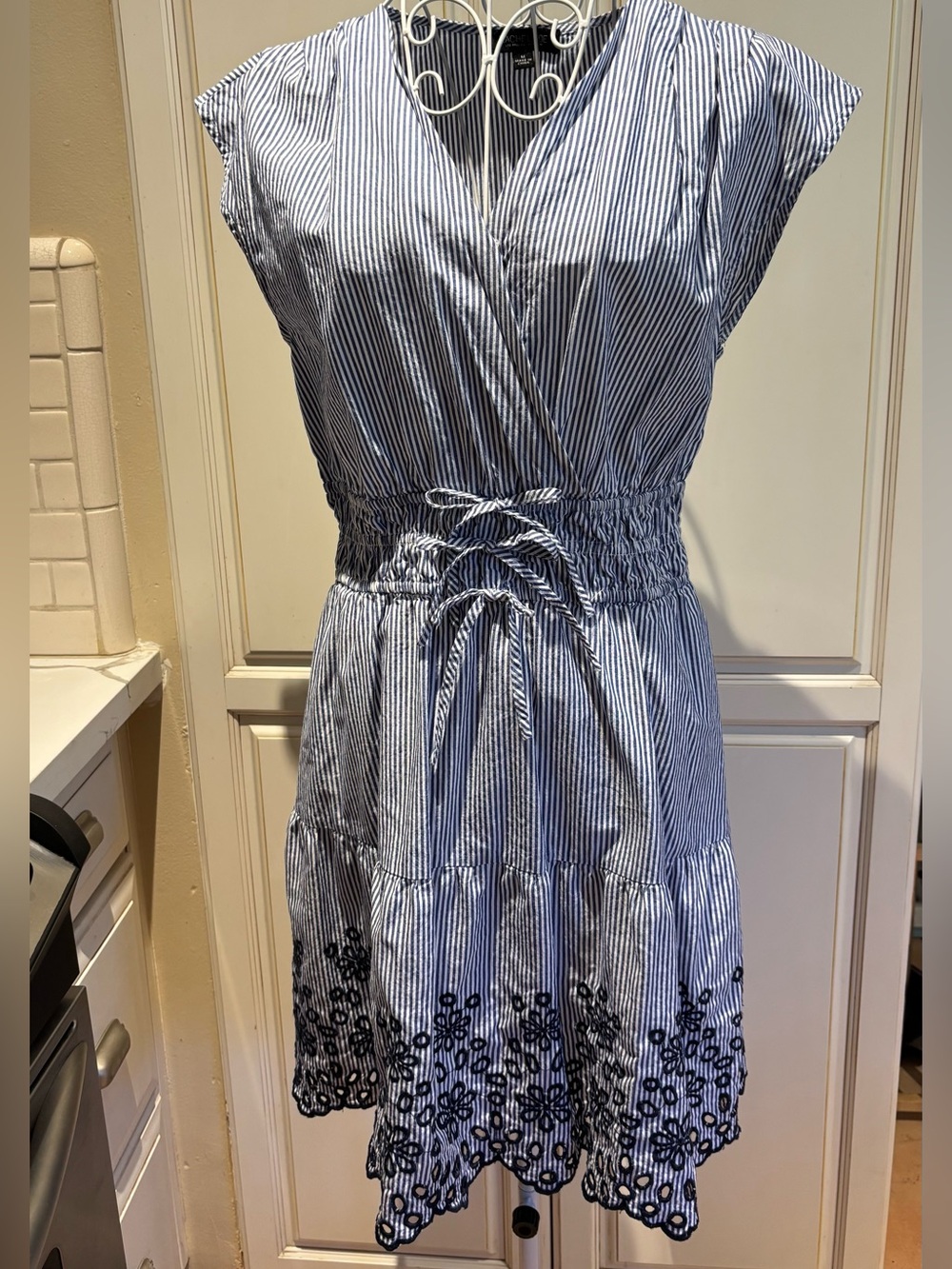 Rachel Zoe blue white stripe dress size M cotton front snap